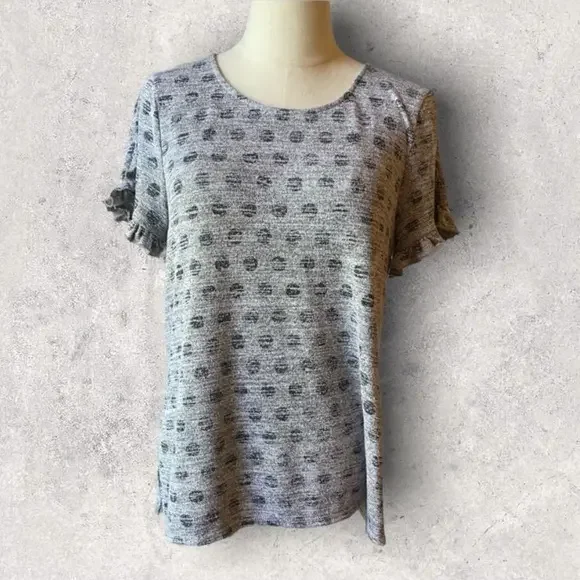 🌺 3/$25 🌺 Cupio | Women’s polka dot ruffled short sleeve top - Picture 1 of 8